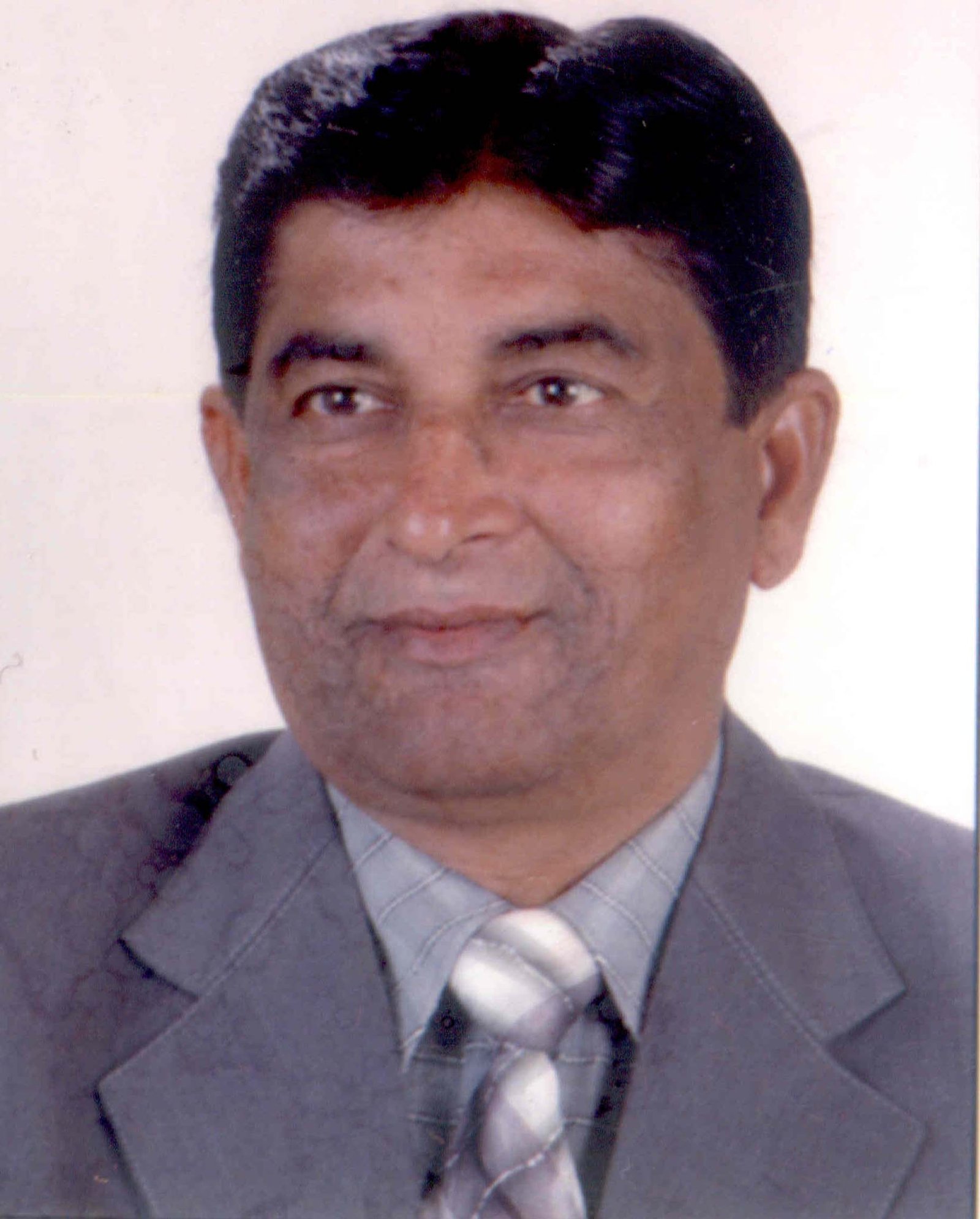 MIA executive members <p>PRESIDENT</p> <p>GYANI RAM MALOO</p> <p>WEST INDIA TEXTILES</p> <p>CELL : 9314714283</p>
